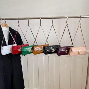 BAG 111