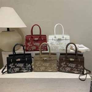 BAG 044